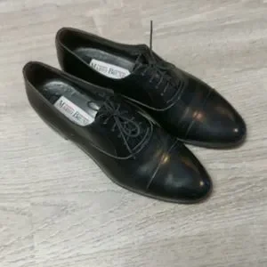 Mario Bruni Classic Black Polished Leather Oxfords Cap Toes Timeless Elegance.. Mario Bruni Men main image 2